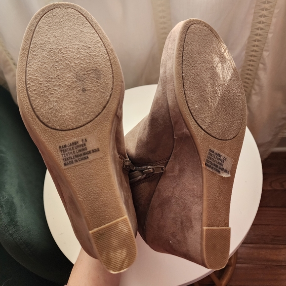 Rampage Brown Suede Wedge Booties - Picture 7 of 7